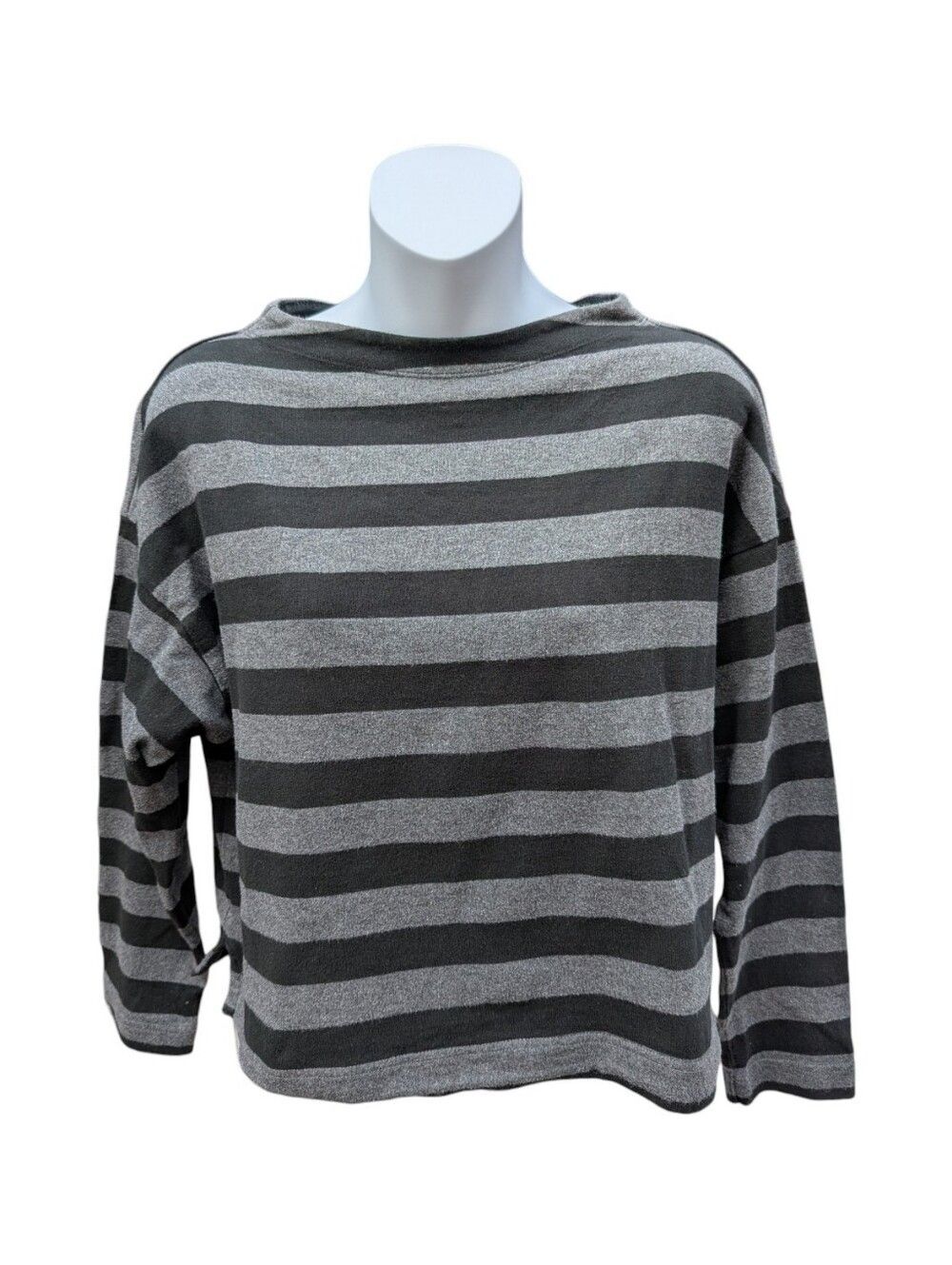 Uniqlo Black And Gray Striped Boatneck Sweater Sz. L